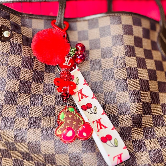 Cherry Purse Charm - Picture 7 of 7